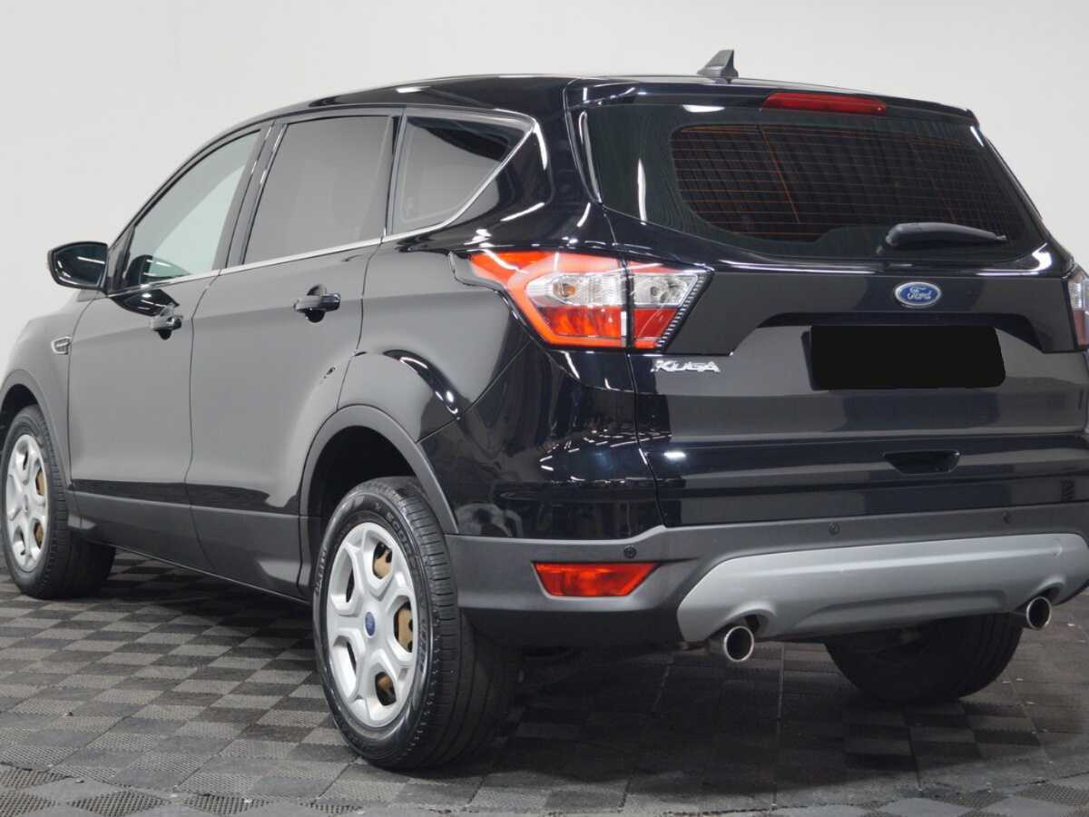 Купить Ford Kuga с пробегом. Фото: #3