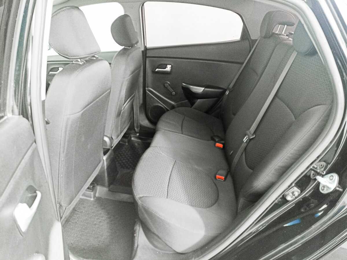 Купить Kia Rio с пробегом. Фото: #9