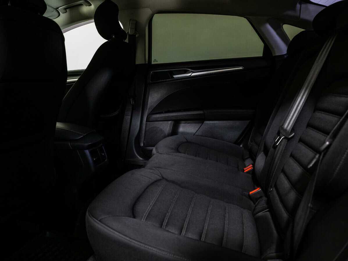 Купить Ford Mondeo с пробегом. Фото: #8