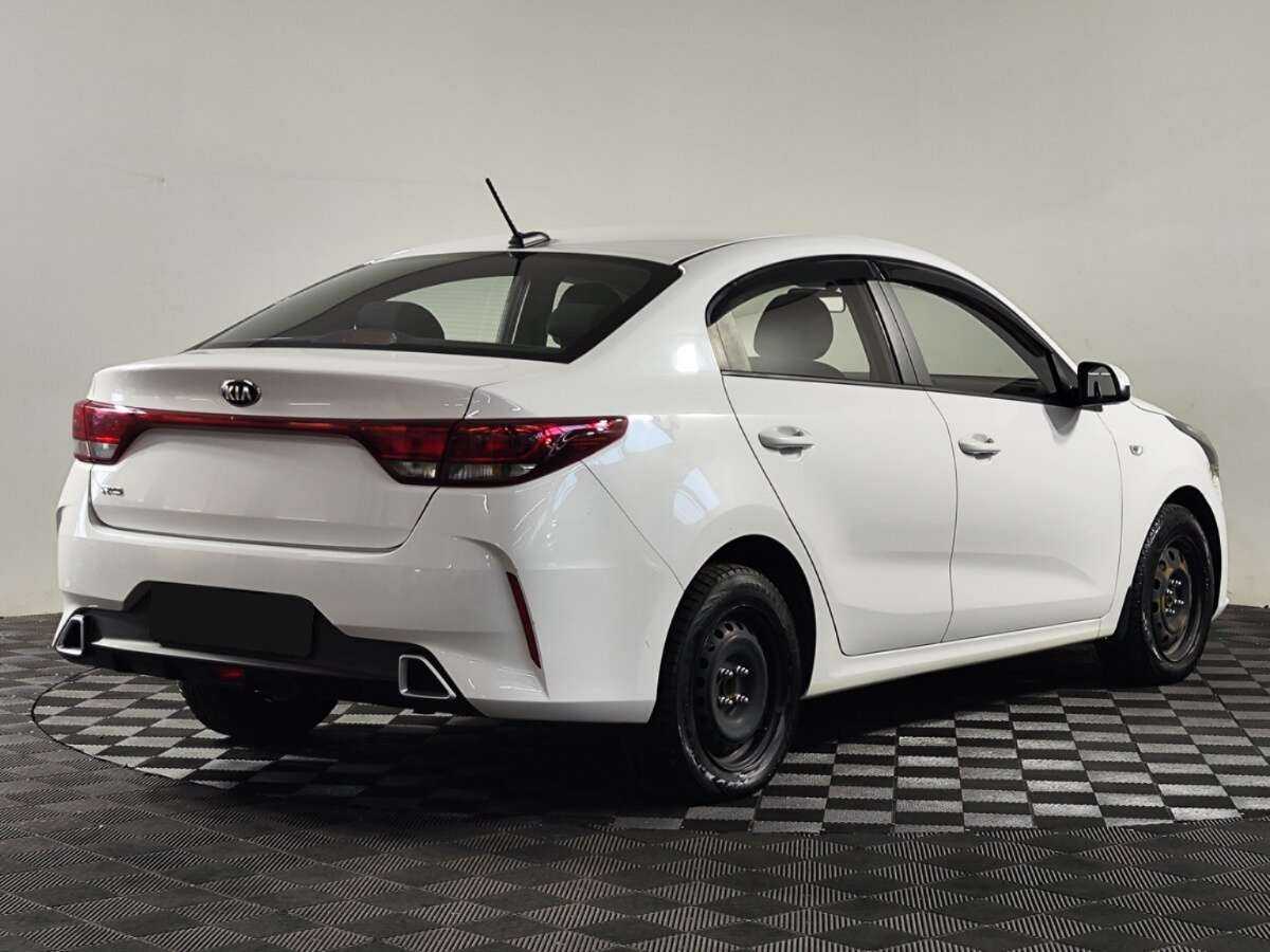 Купить Kia Rio с пробегом. Фото: #2
