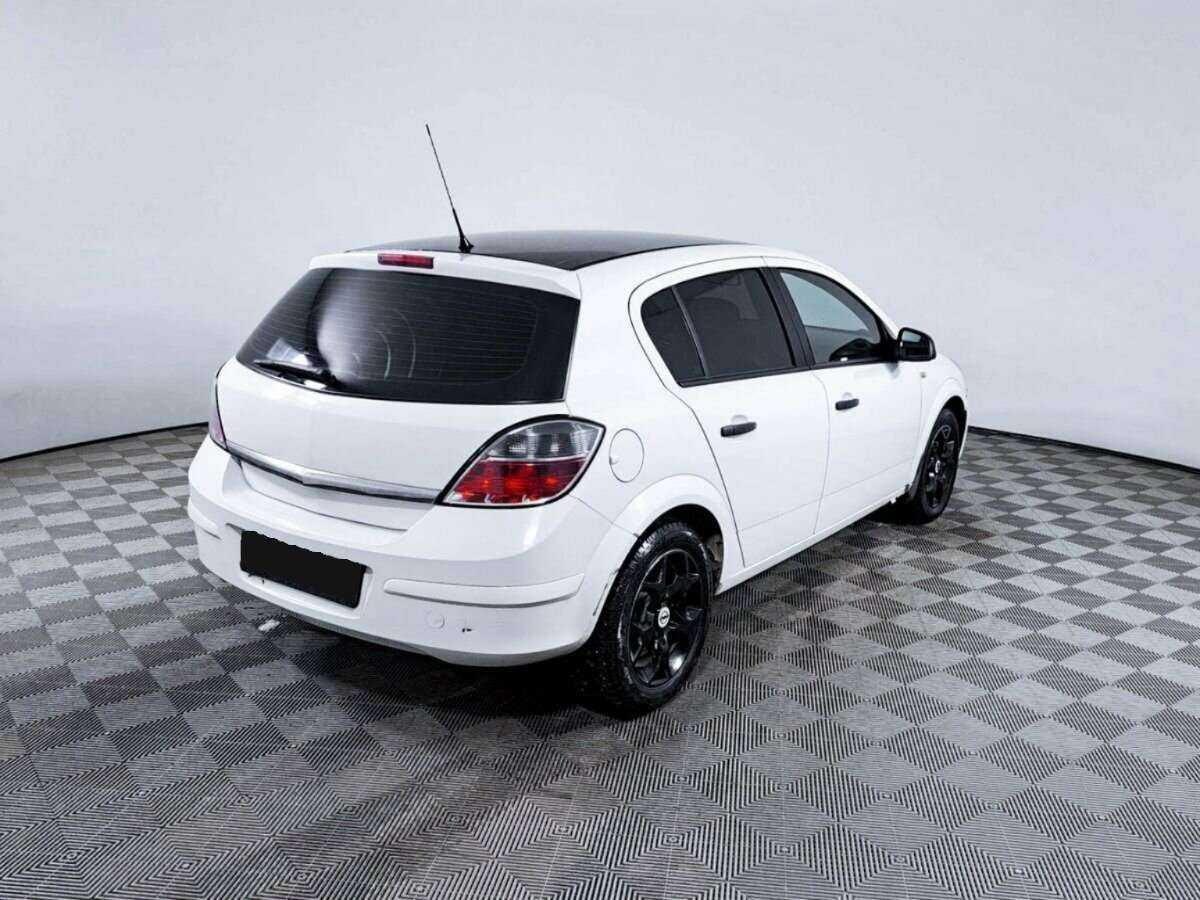 Купить Opel Astra с пробегом. Фото: #3