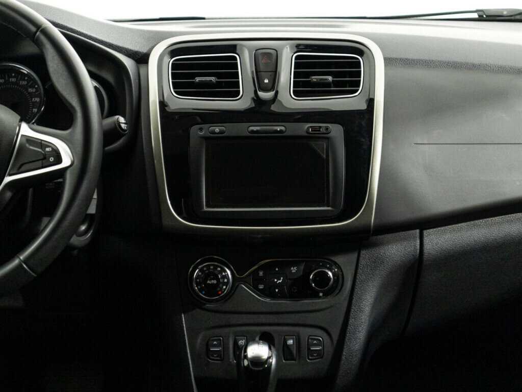 Купить Renault Logan с пробегом. Фото: #13