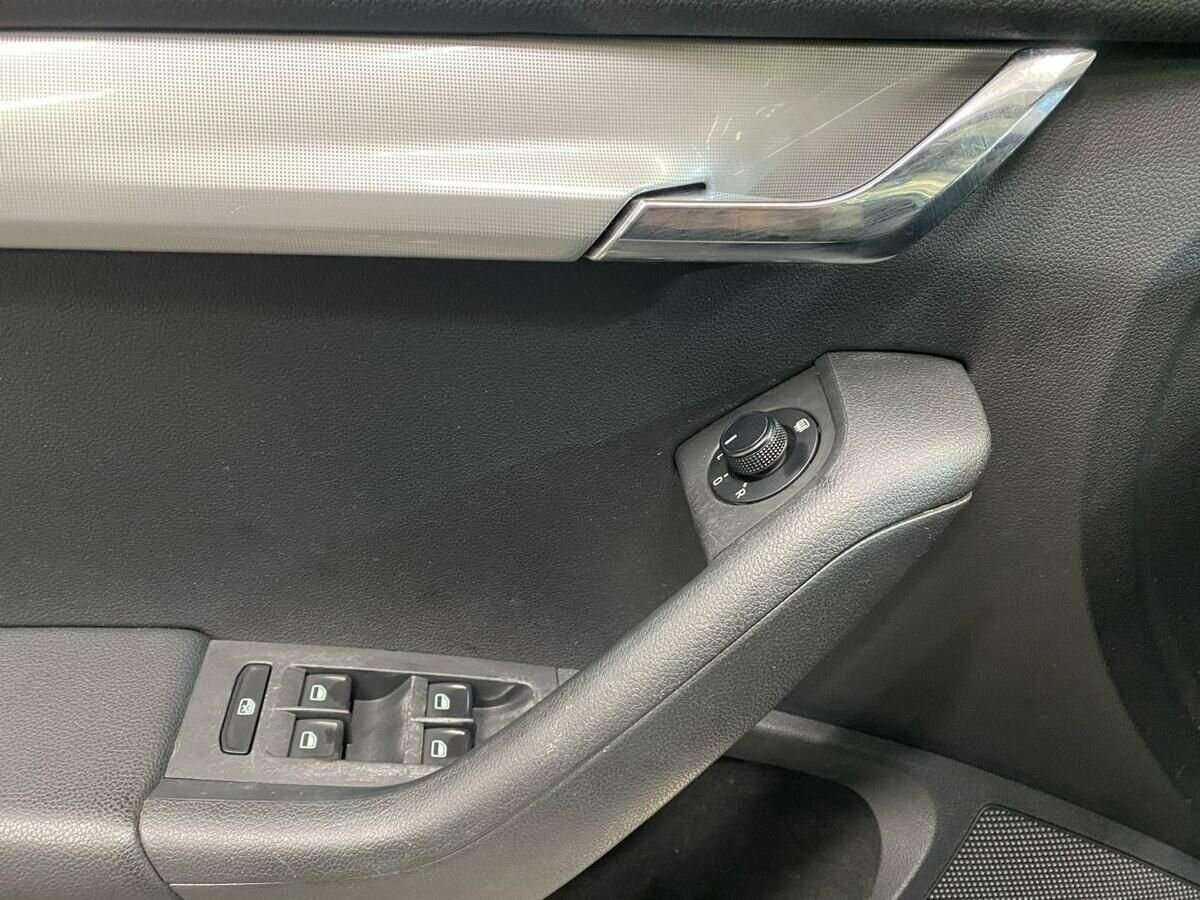 Купить Skoda Octavia с пробегом. Фото: #12