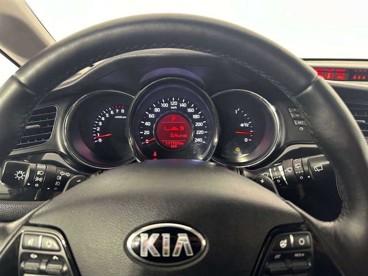 Купить Kia Ceed с пробегом. Фото: #10