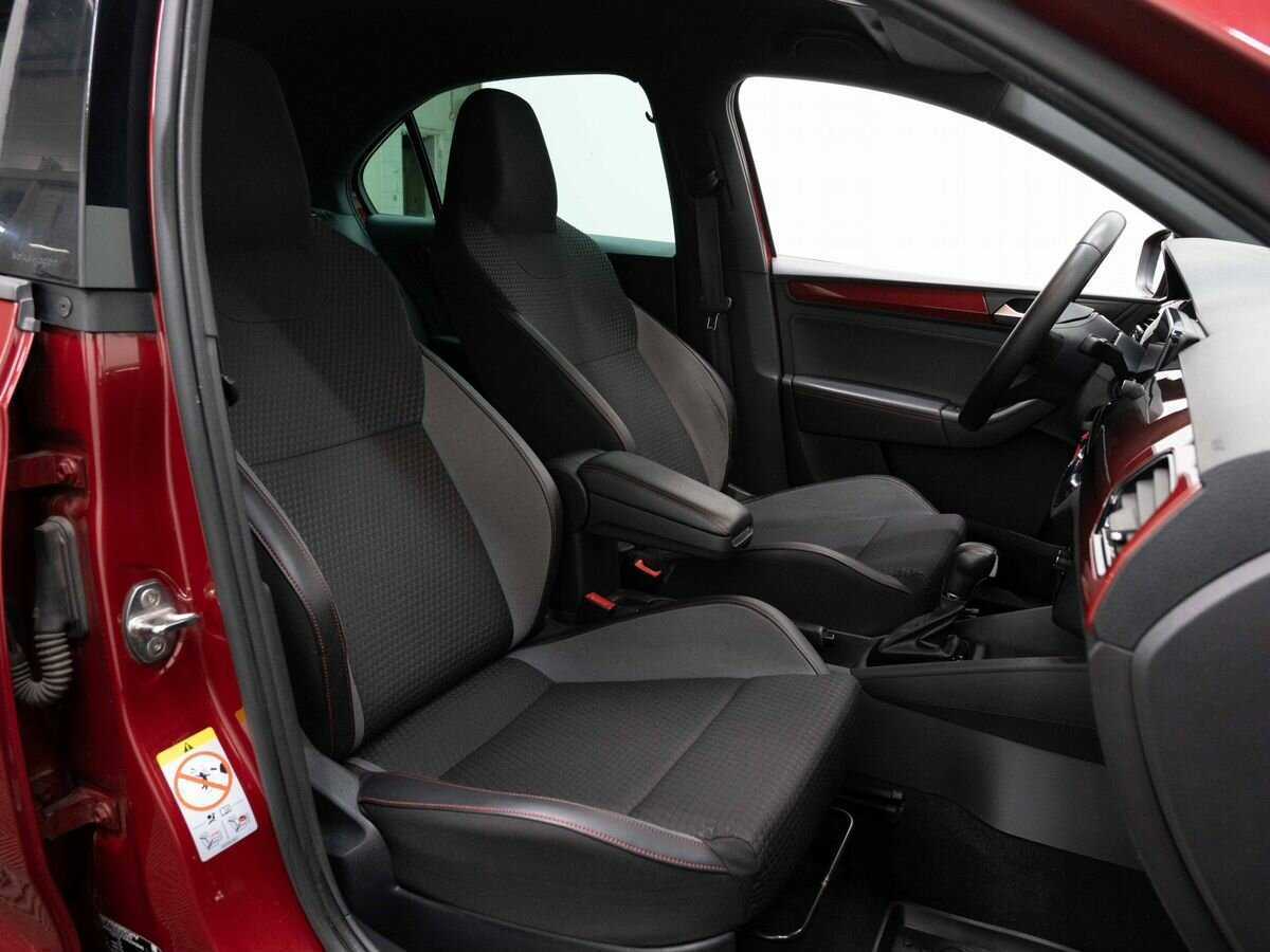 Купить Volkswagen Polo с пробегом. Фото: #12