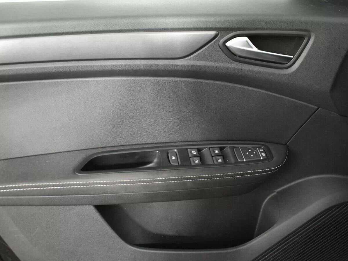 Купить Renault Arkana с пробегом. Фото: #18