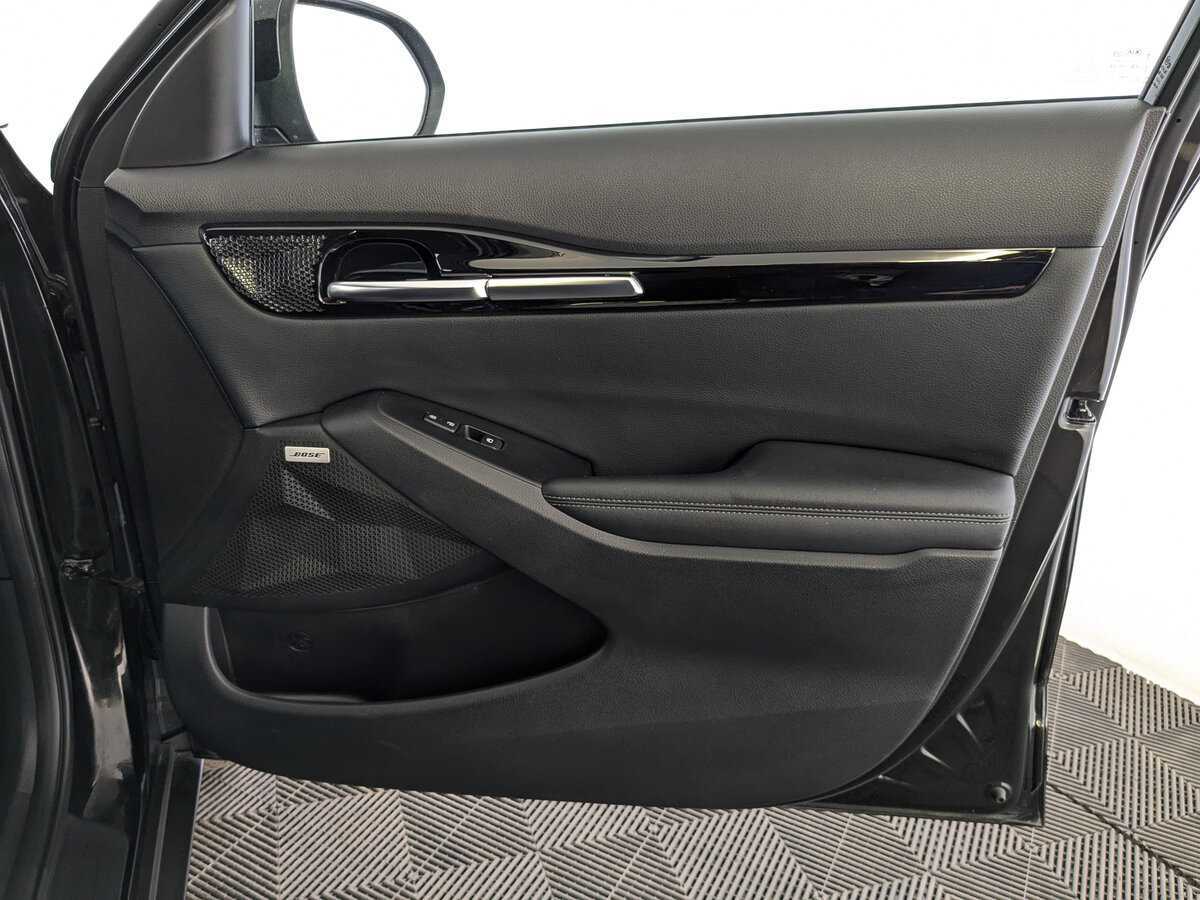 Купить Kia Seltos с пробегом. Фото: #24