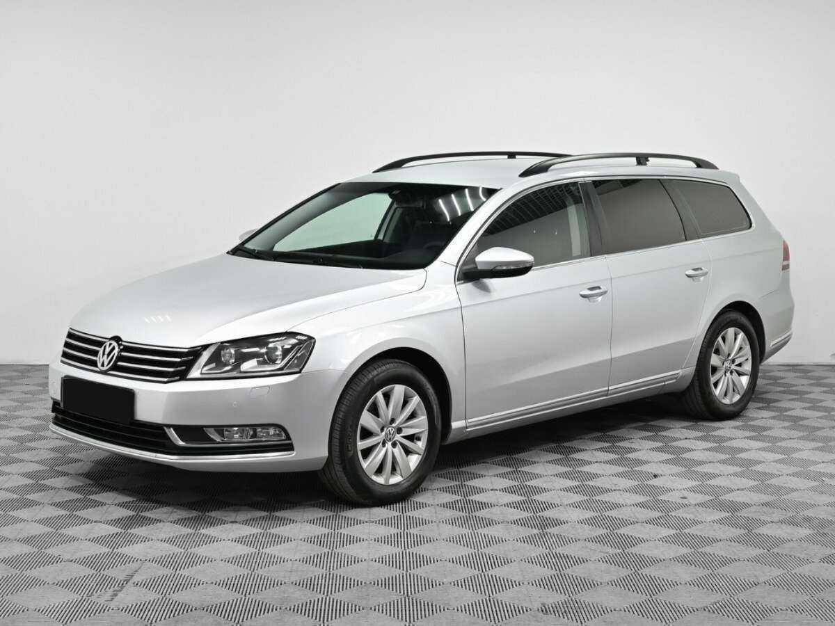 Купить Volkswagen Passat с пробегом. Посмотреть фото