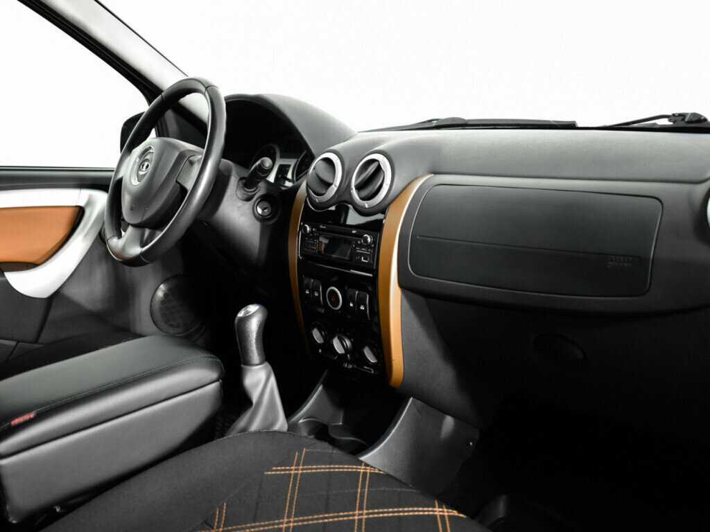 Купить Lada (ВАЗ) Largus с пробегом. Фото: #8