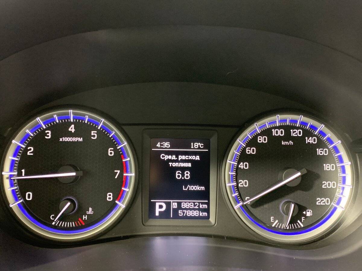 Купить Suzuki SX4 с пробегом. Фото: #13