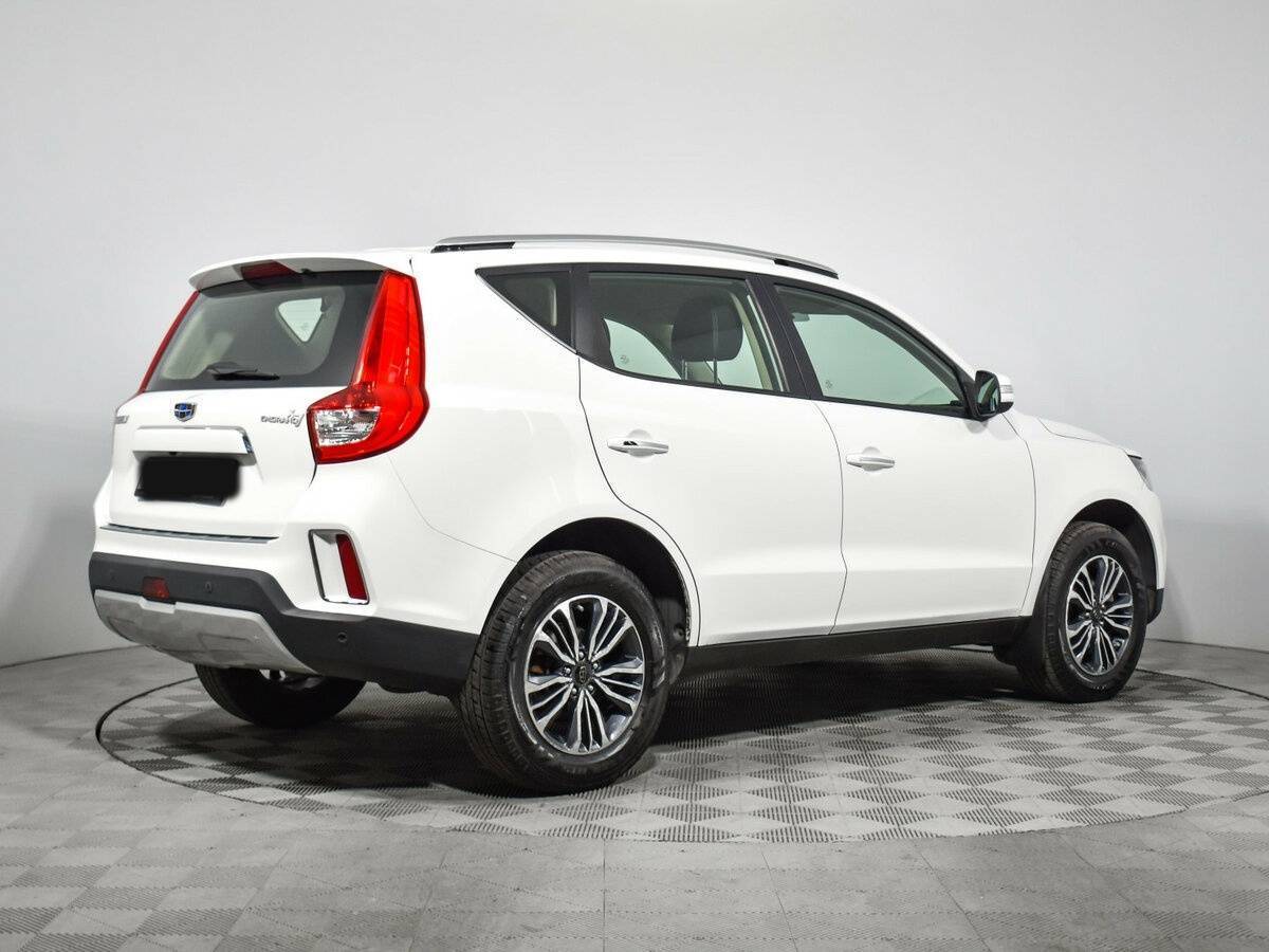 Купить Geely Emgrand X7 с пробегом. Фото: #3