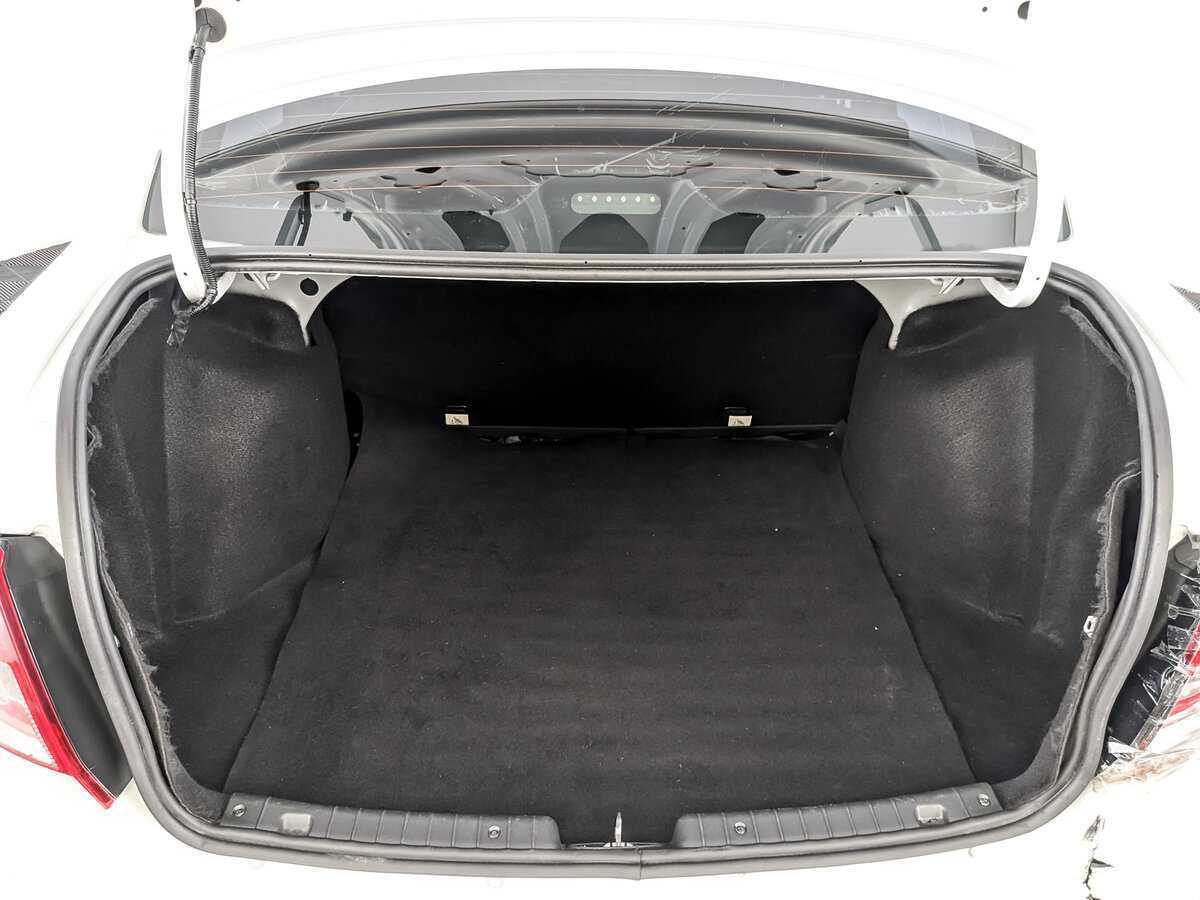 Купить Lada (ВАЗ) Granta с пробегом. Фото: #9