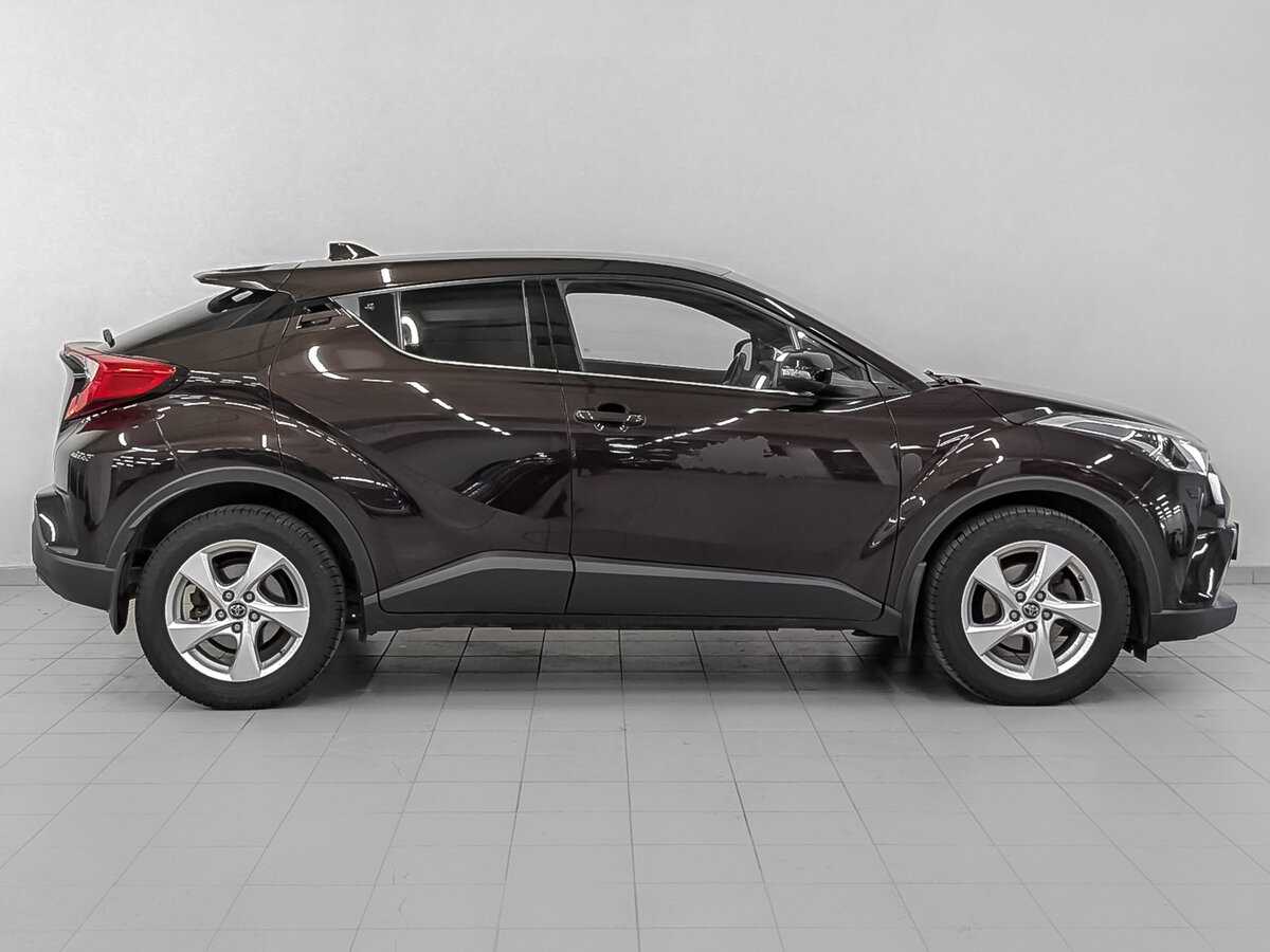 Купить Toyota C-HR с пробегом. Фото: #3