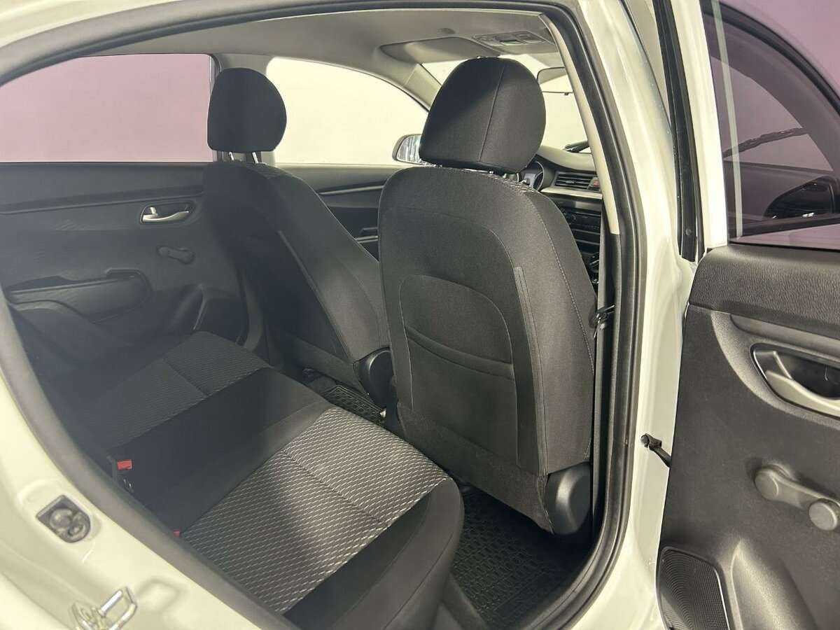 Купить Kia Rio с пробегом. Фото: #15