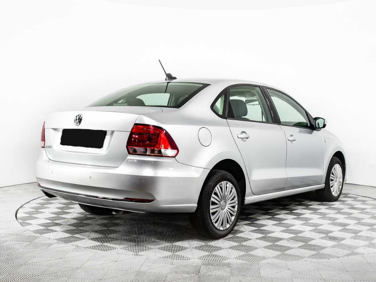 Купить Volkswagen Polo с пробегом. Фото: #4
