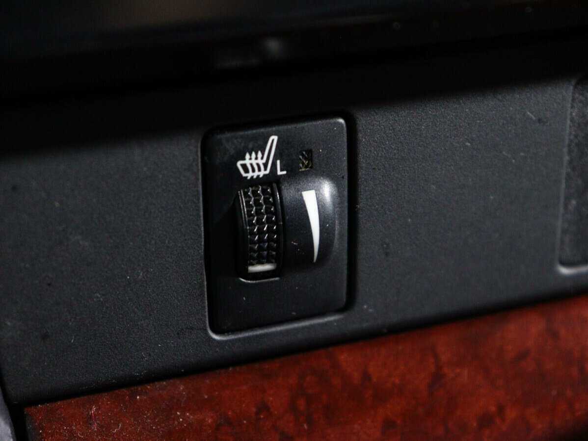 Купить Toyota Camry с пробегом. Фото: #14