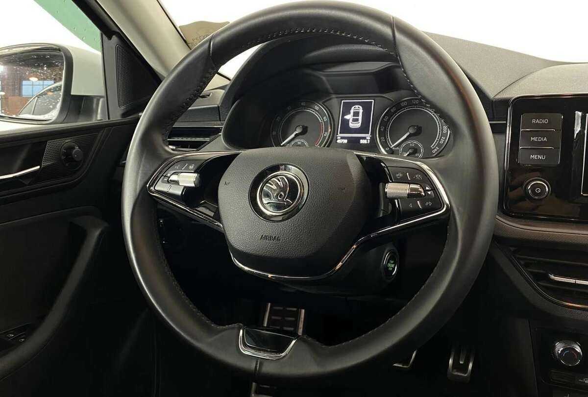 Купить Skoda Rapid с пробегом. Фото: #8