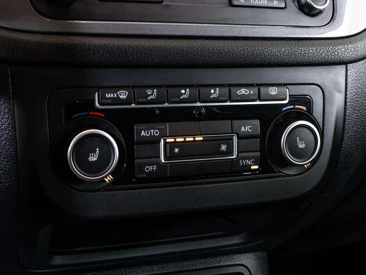 Купить Volkswagen Tiguan с пробегом. Фото: #15