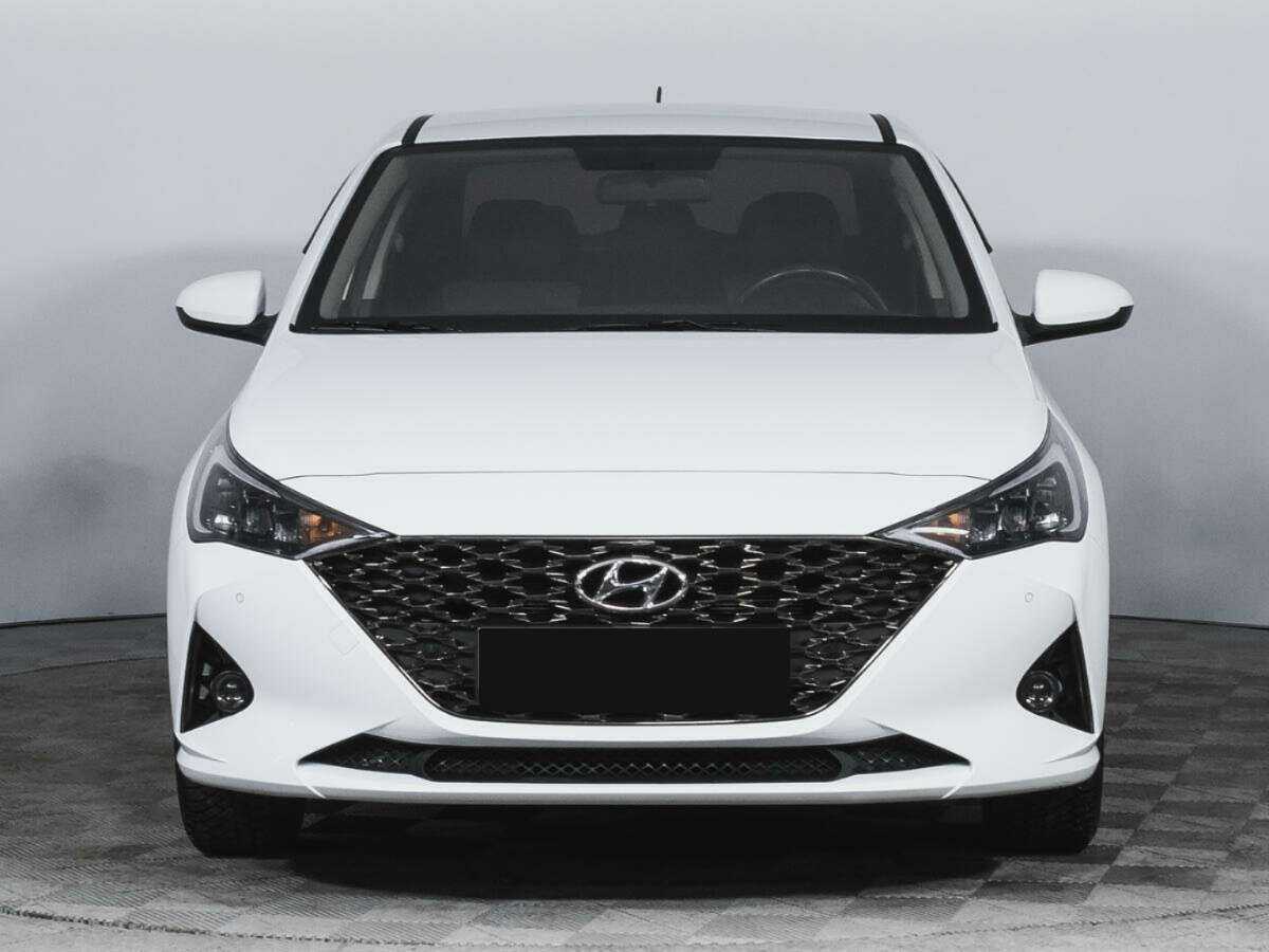 Купить Hyundai Solaris с пробегом. Фото: #1