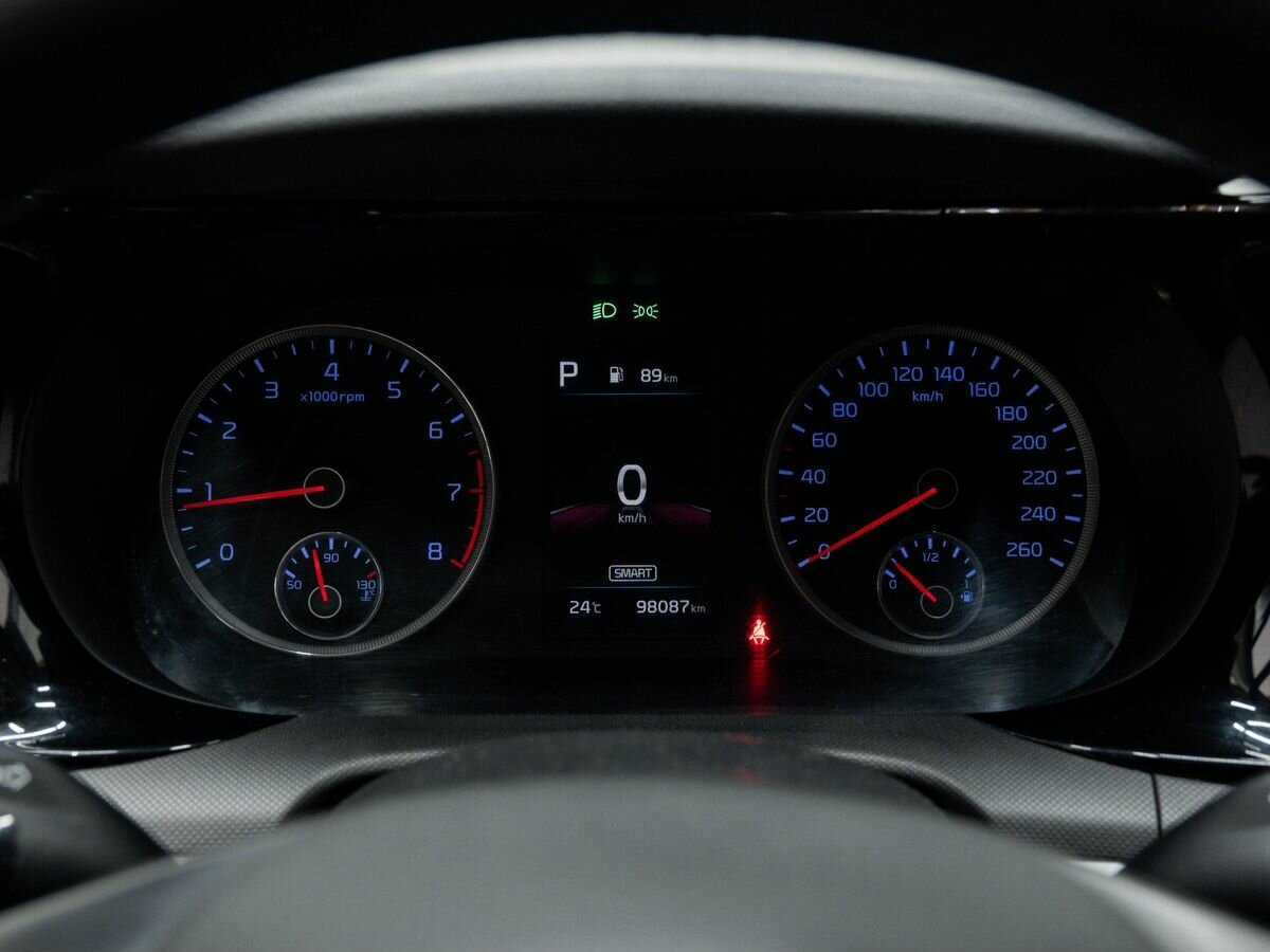 Купить Kia K5 с пробегом. Фото: #19