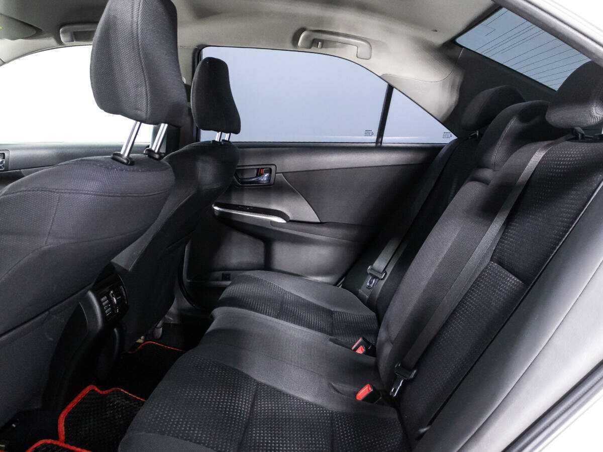 Купить Toyota Camry с пробегом. Фото: #9