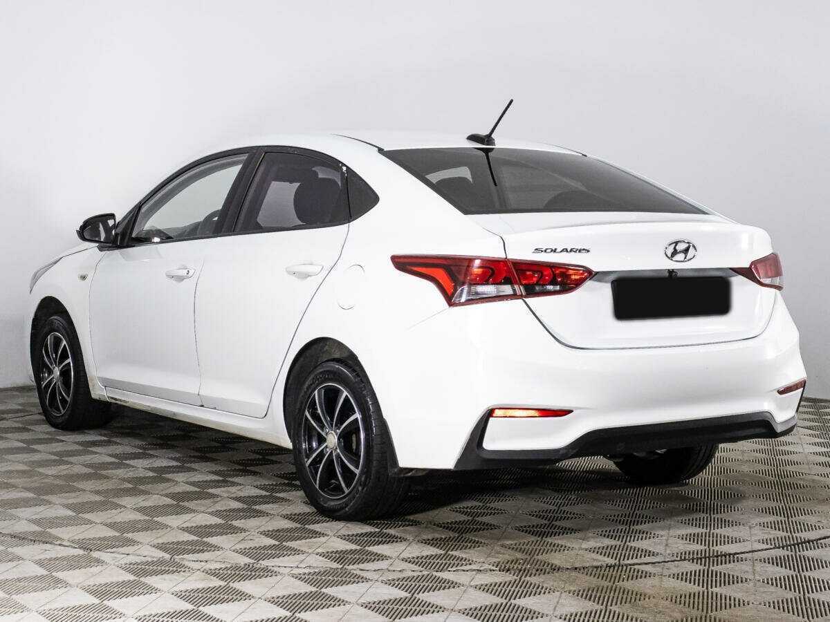 Купить Hyundai Solaris с пробегом. Фото: #6