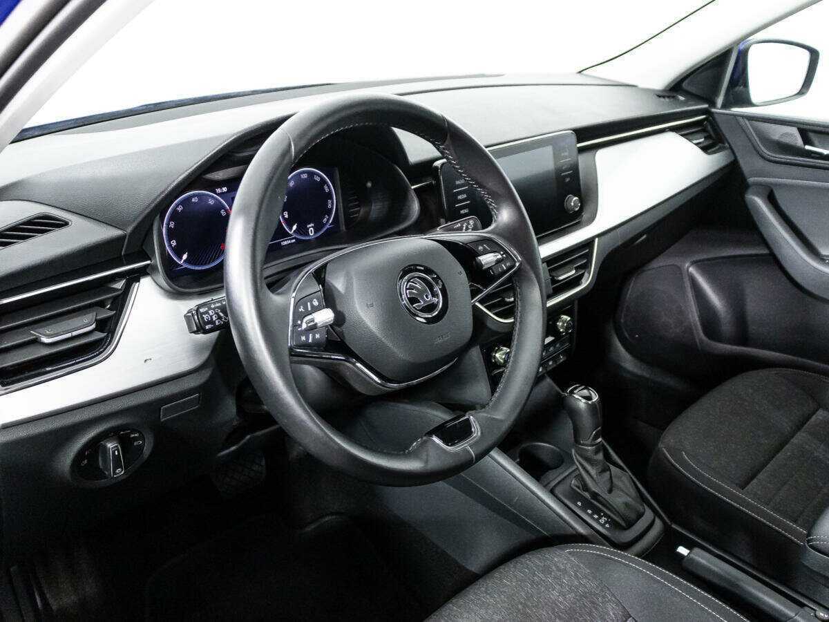 Купить Skoda Rapid с пробегом. Фото: #10