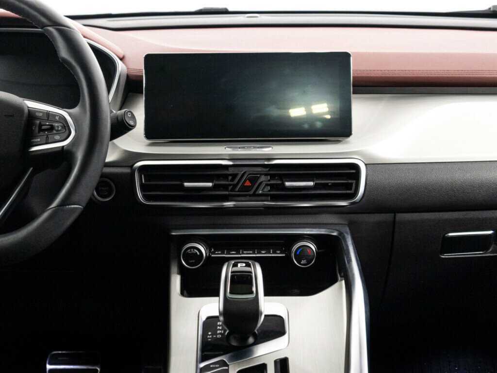 Купить Geely Coolray с пробегом. Фото: #13