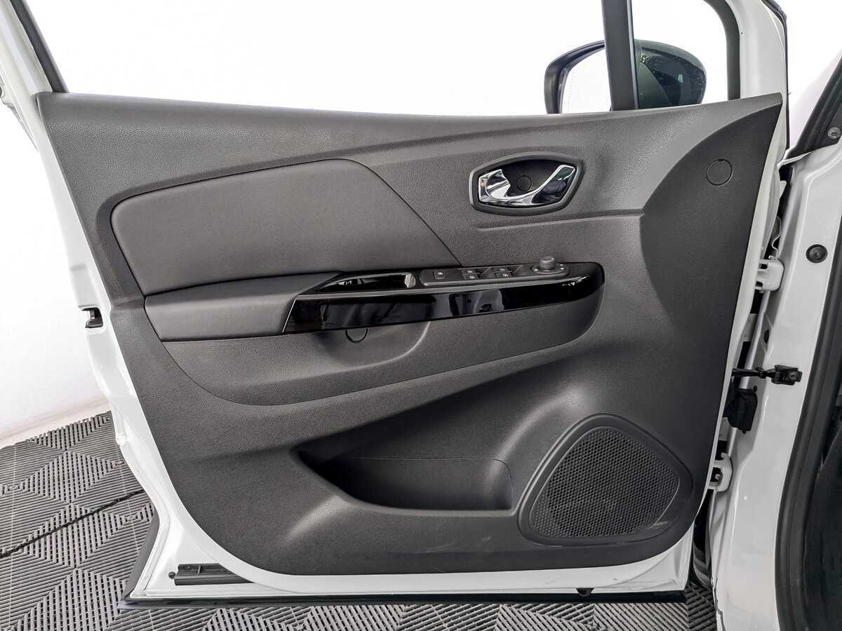 Купить Renault Kaptur с пробегом. Фото: #14