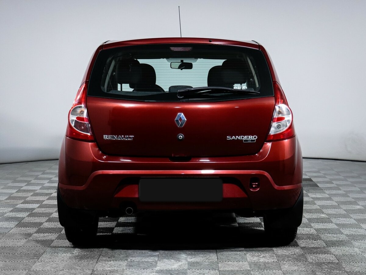 Купить Renault Sandero с пробегом. Фото: #4