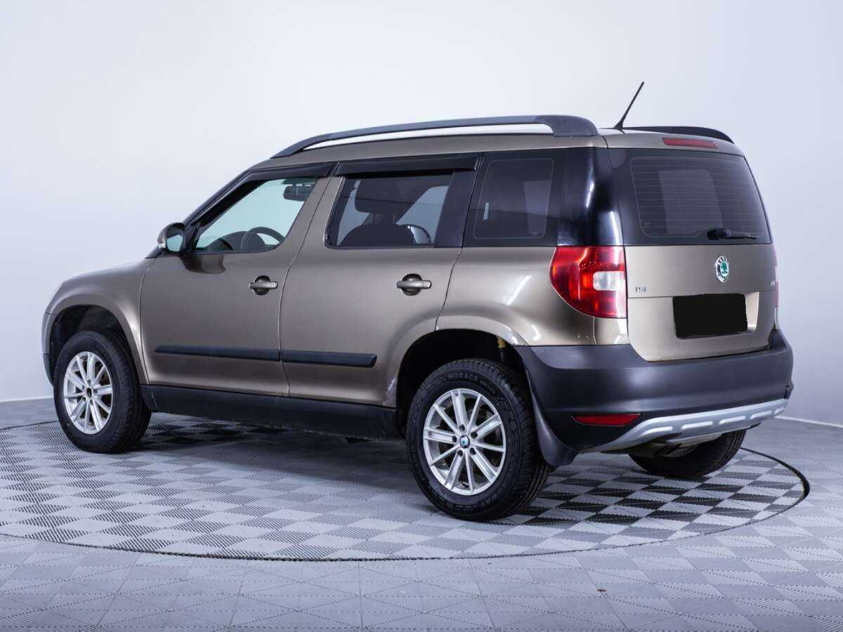 Купить Skoda Yeti с пробегом. Фото: #6