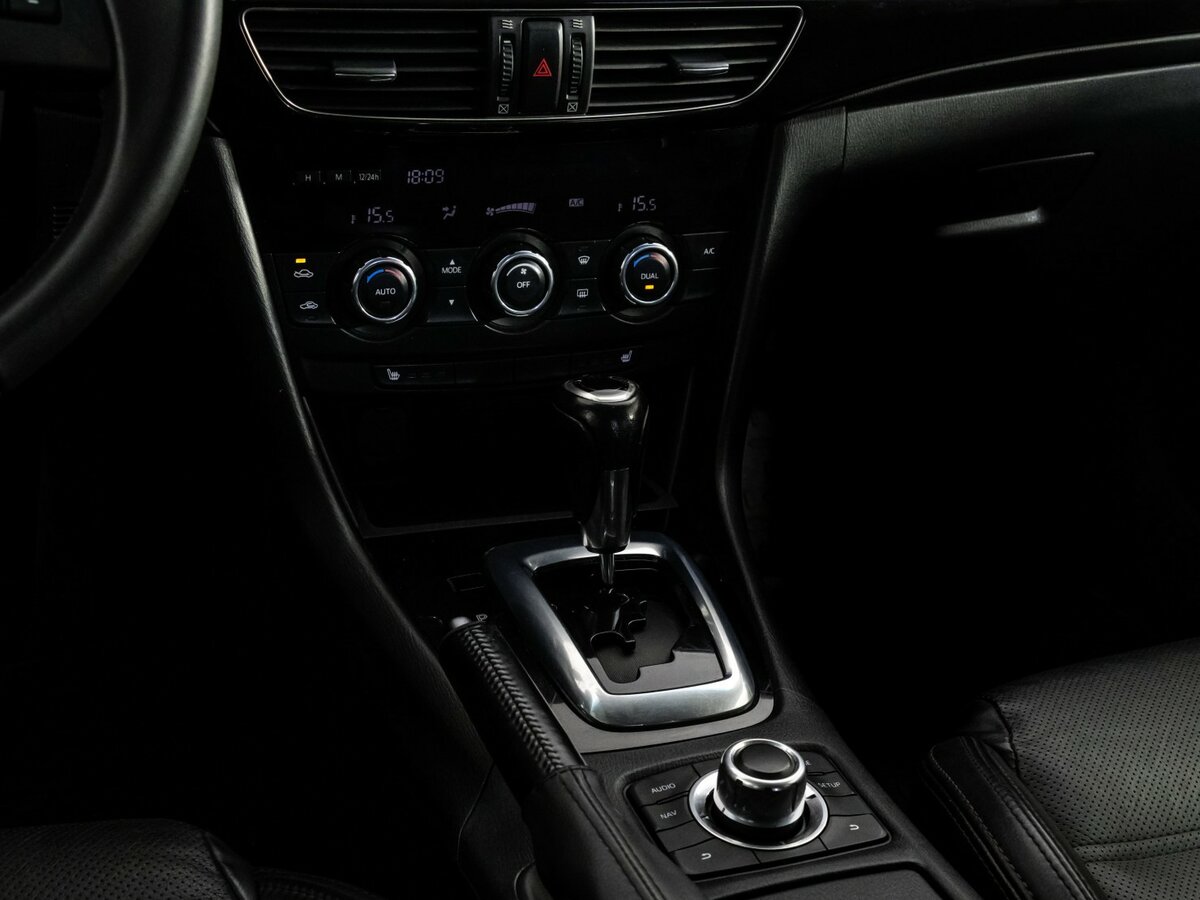 Купить Mazda 6 с пробегом. Фото: #10