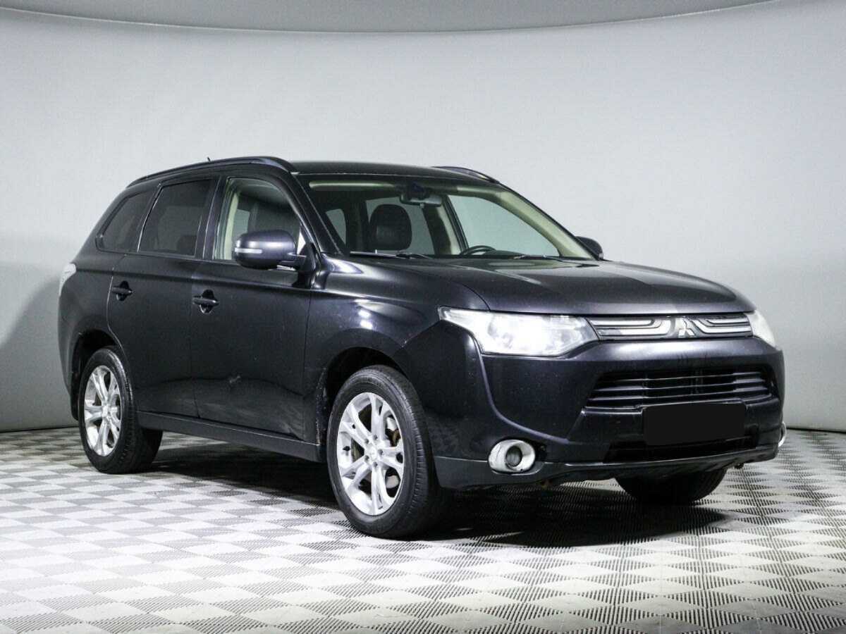 Купить Mitsubishi Outlander с пробегом. Фото: #2
