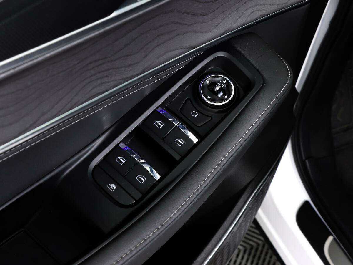 Купить EXEED LX с пробегом. Фото: #15