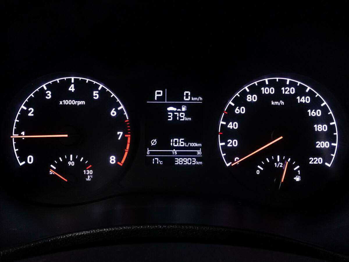Купить Hyundai Solaris с пробегом. Фото: #11