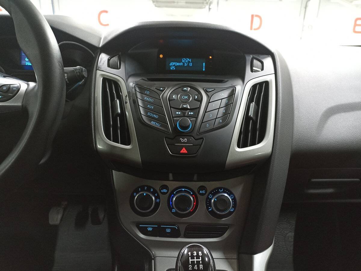Купить Ford Focus с пробегом. Фото: #14