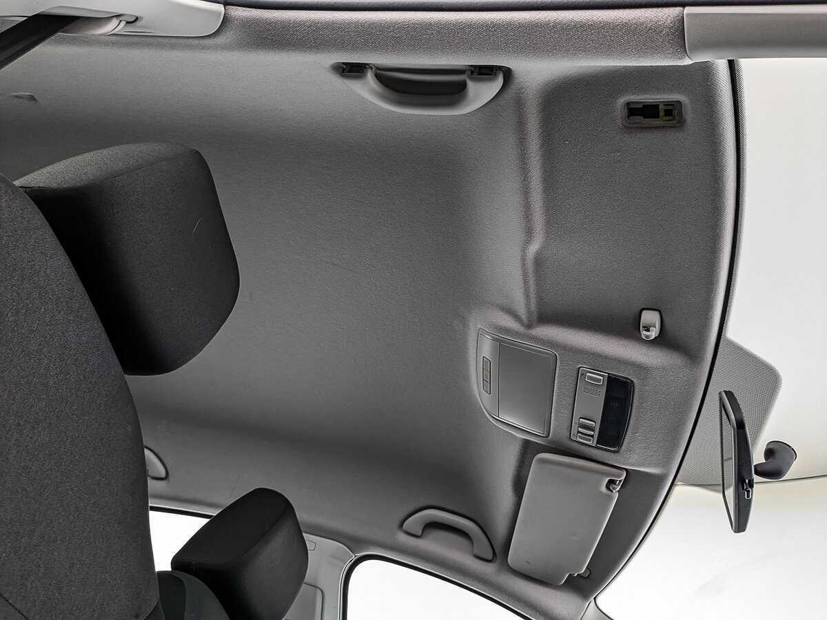 Купить Skoda Rapid с пробегом. Фото: #19