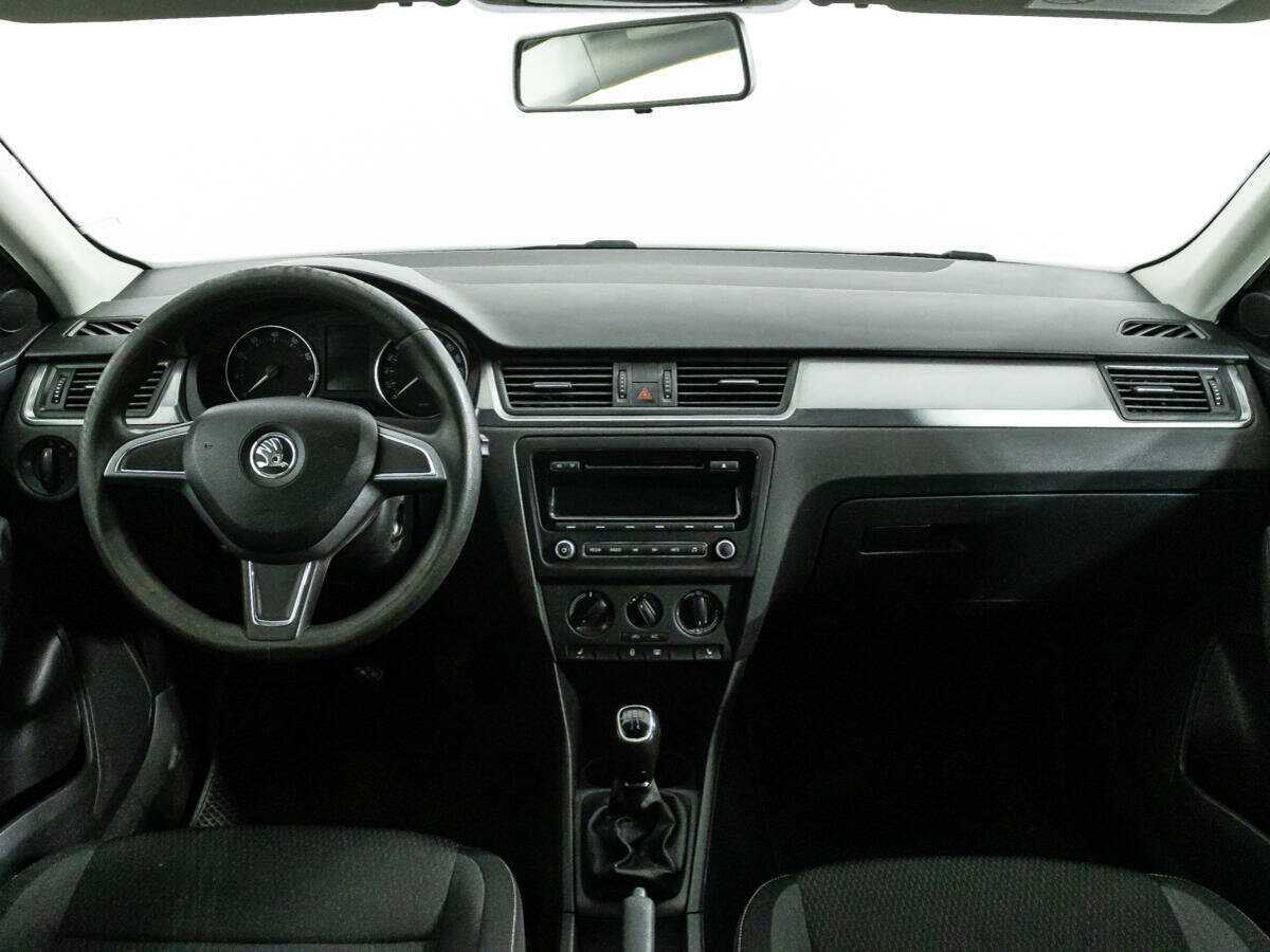 Купить Skoda Rapid с пробегом. Фото: #12