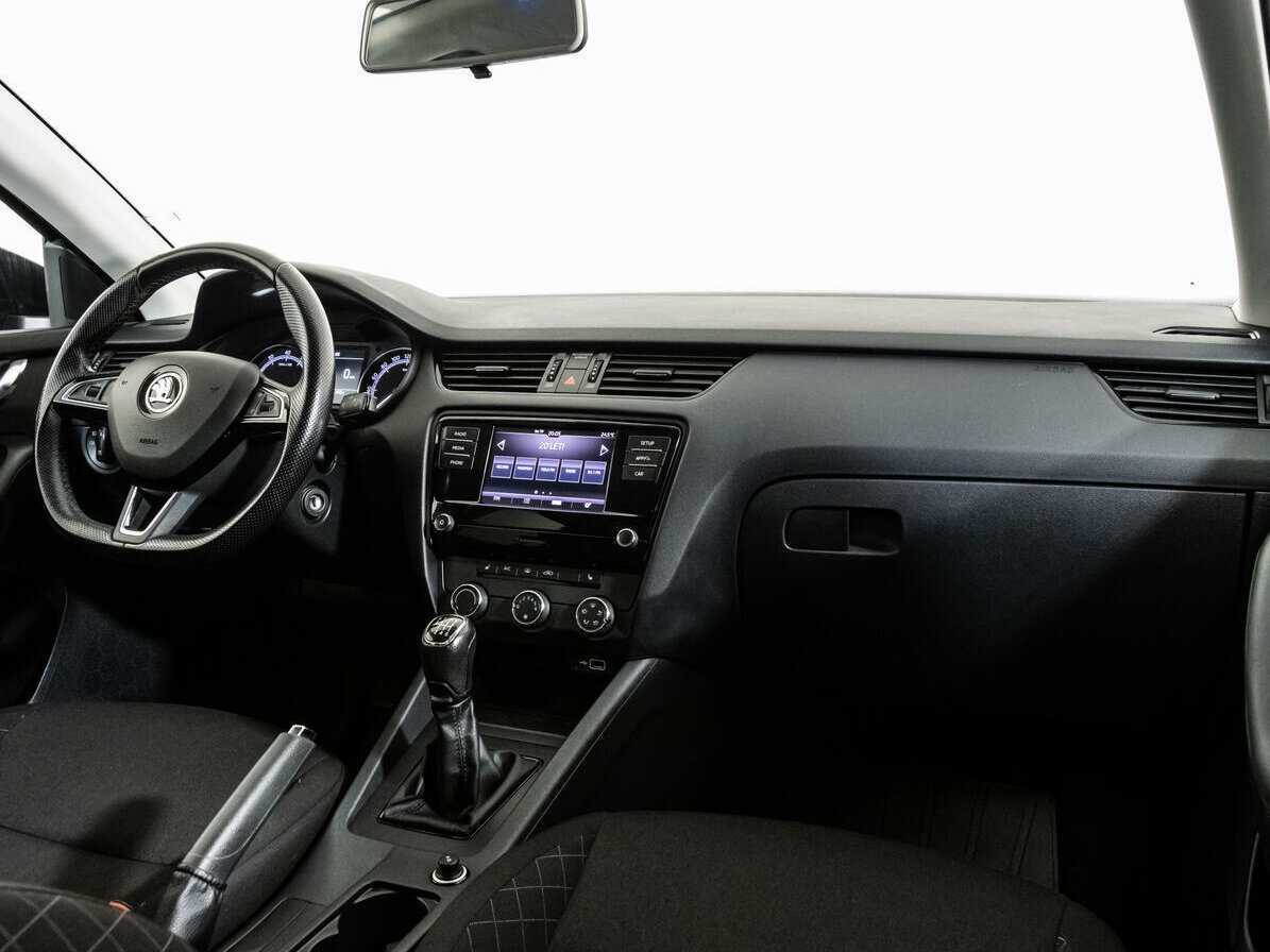 Купить Skoda Octavia с пробегом. Фото: #8