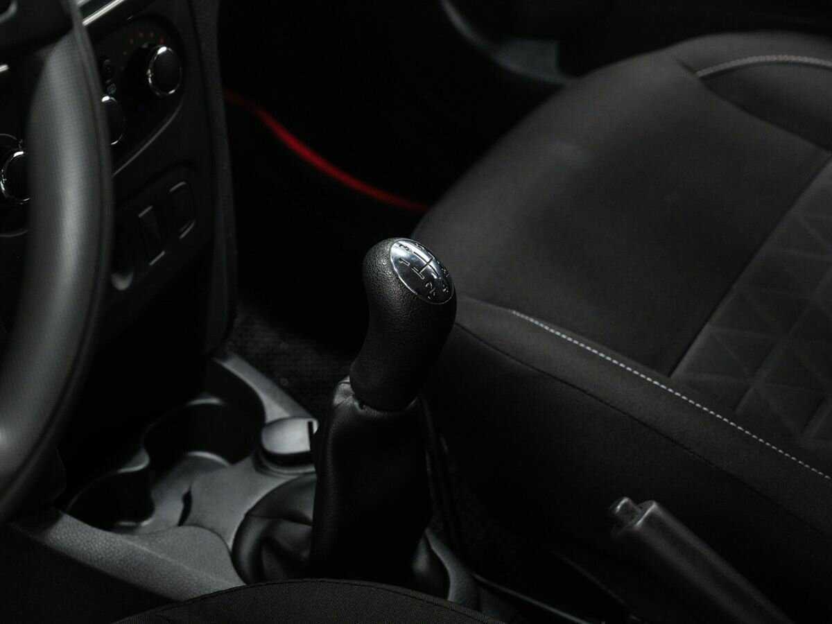 Купить Renault Sandero с пробегом. Фото: #15