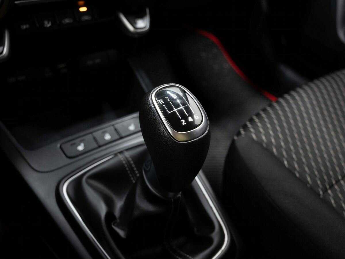 Купить Kia Rio с пробегом. Фото: #18