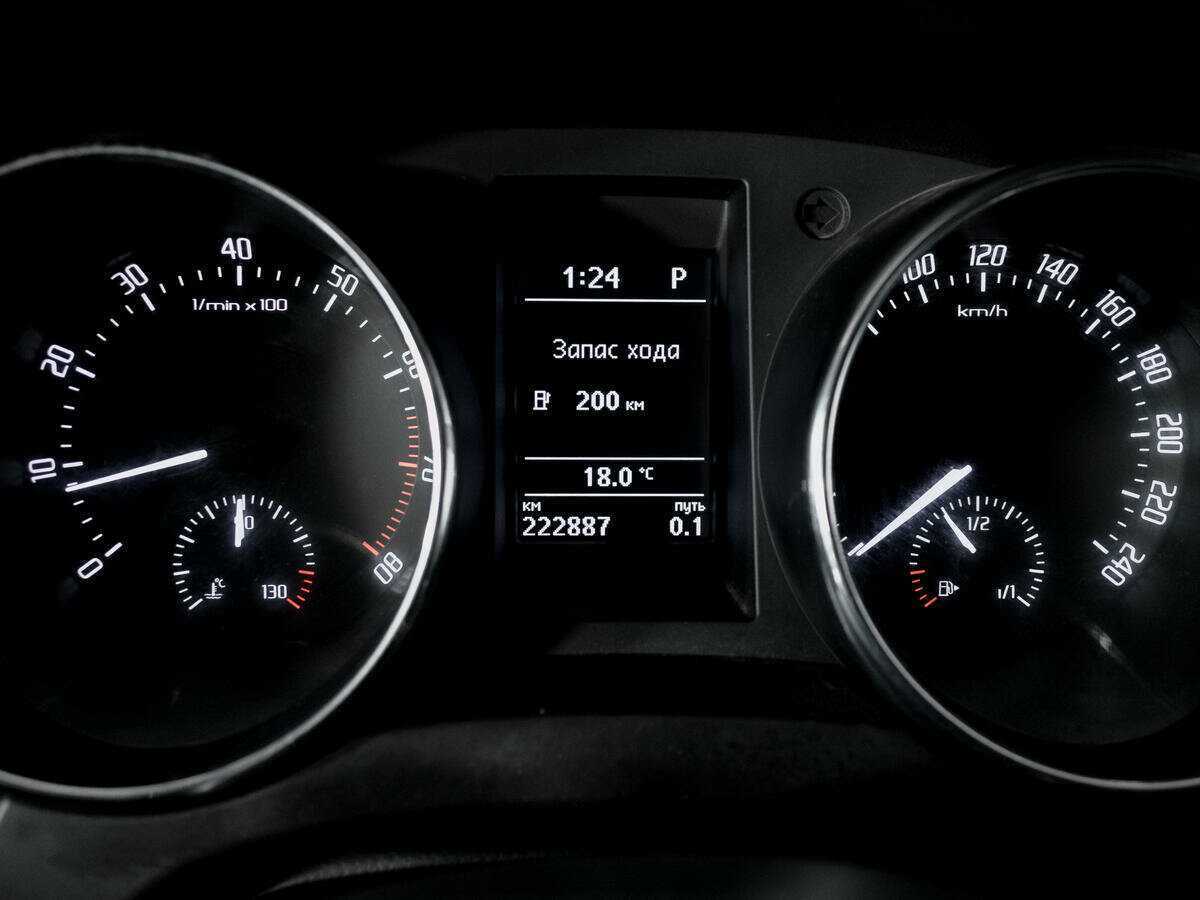 Купить Skoda Yeti с пробегом. Фото: #10