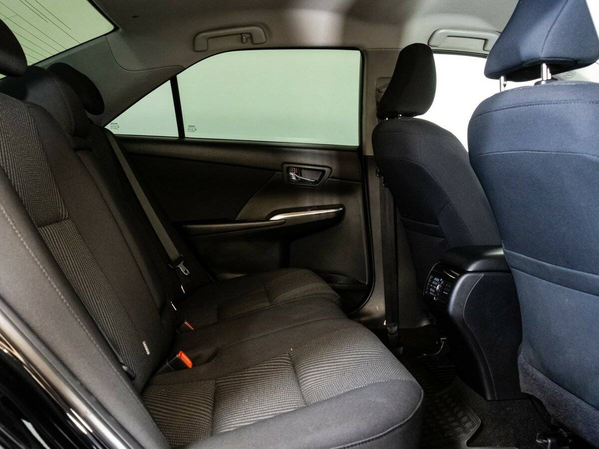 Купить Toyota Camry с пробегом. Фото: #15