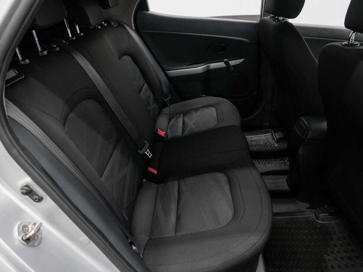 Купить Kia Ceed с пробегом. Фото: #8