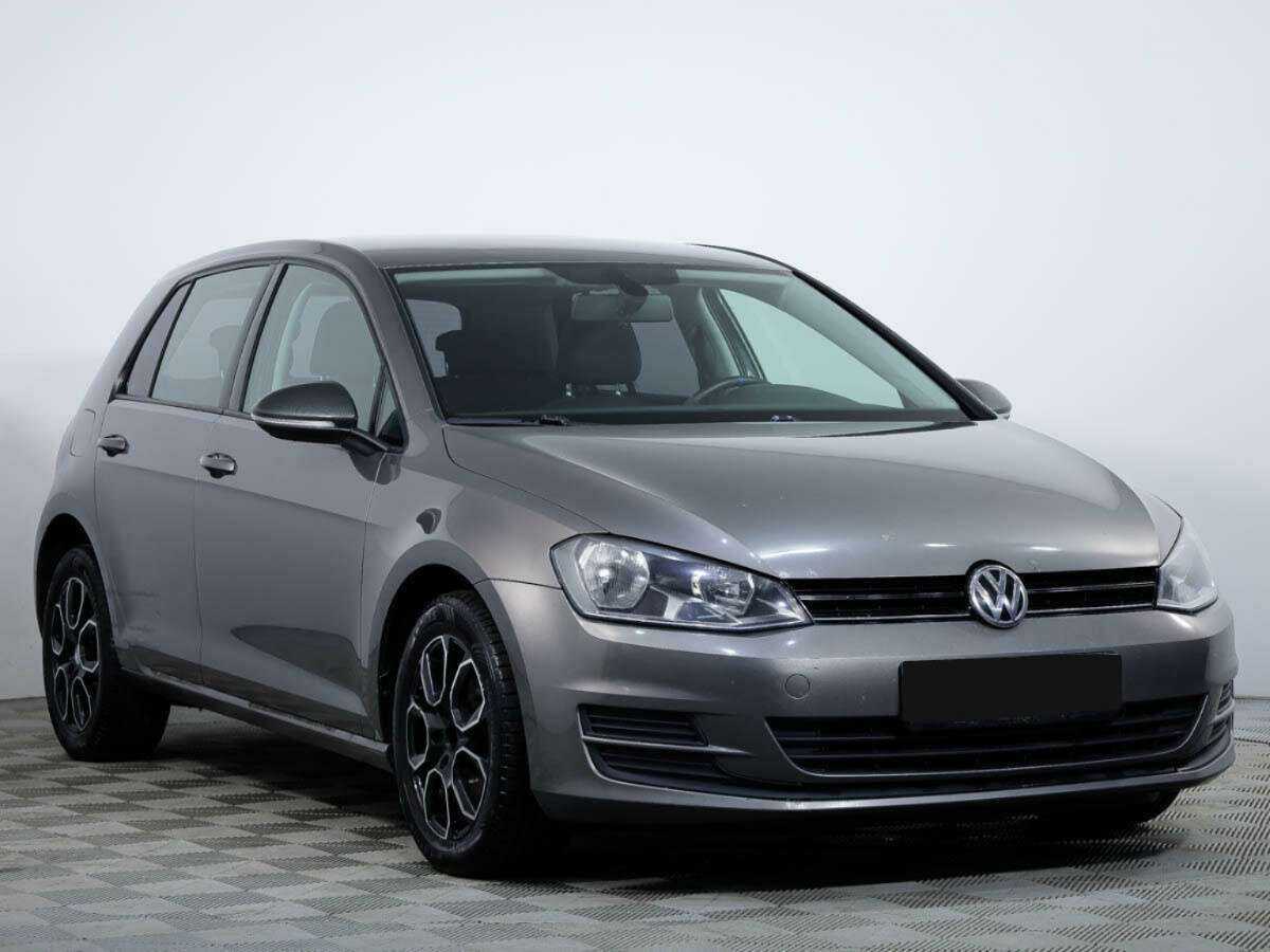 Купить Volkswagen Golf с пробегом. Фото: #1