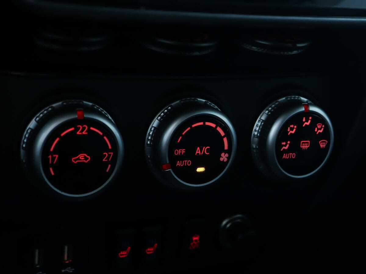 Купить Mitsubishi ASX с пробегом. Фото: #17