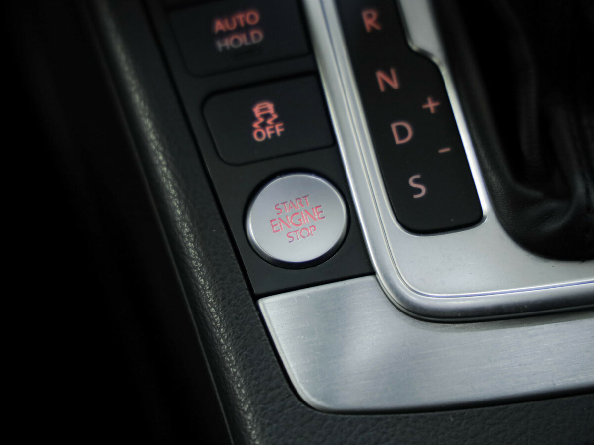 Купить Volkswagen Passat с пробегом. Фото: #22