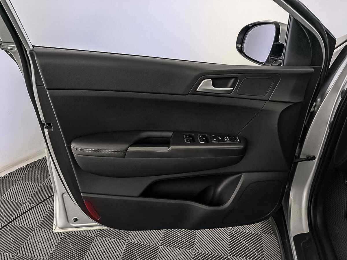 Купить Kia Sportage с пробегом. Фото: #18