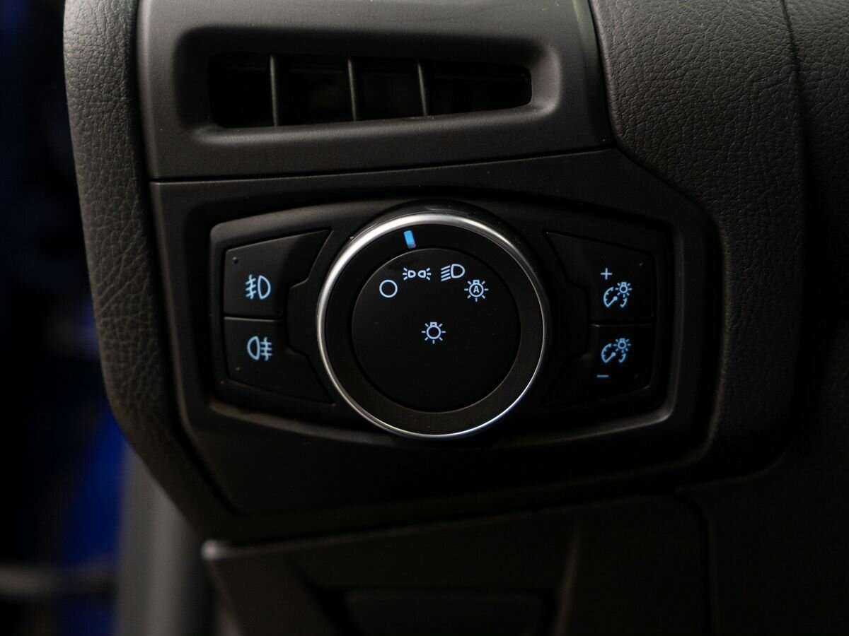 Купить Ford Focus с пробегом. Фото: #16