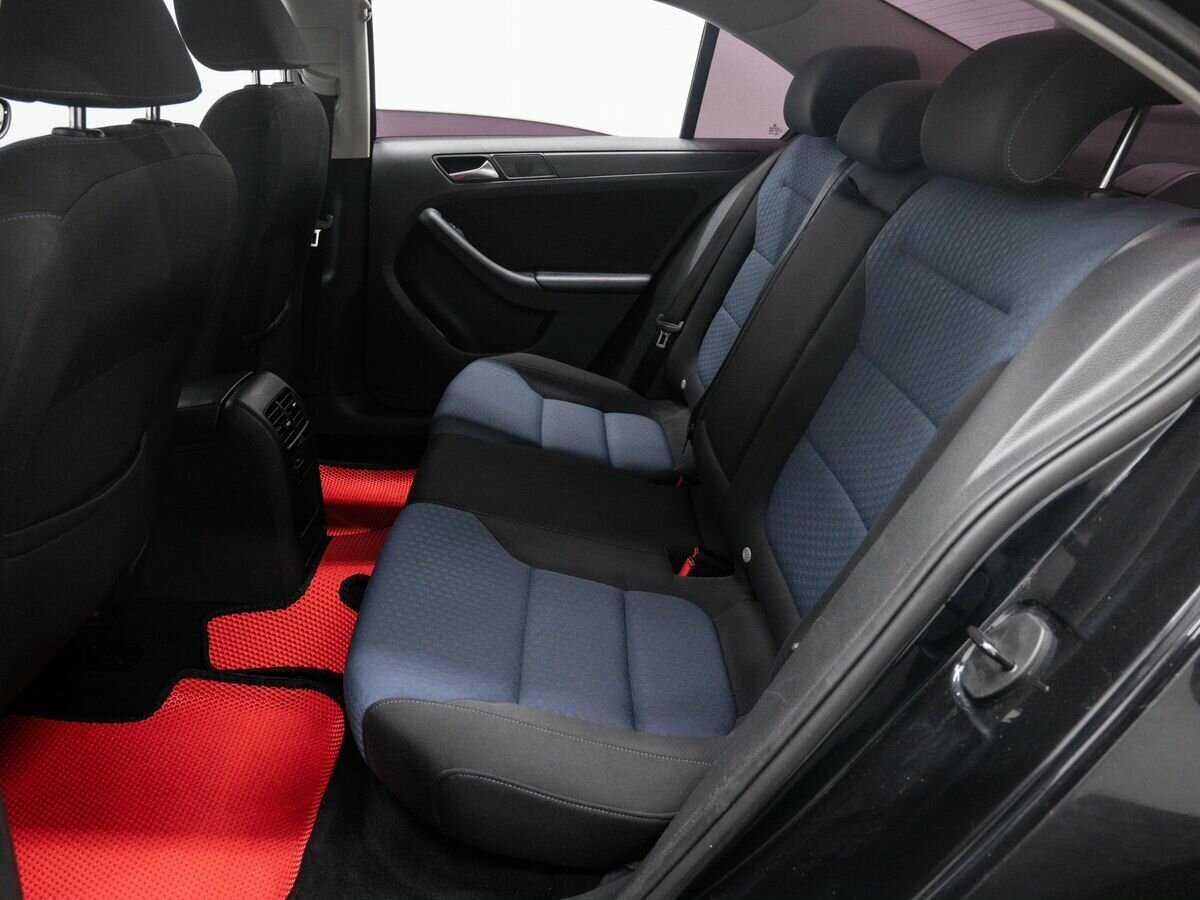 Купить Volkswagen Jetta с пробегом. Фото: #11